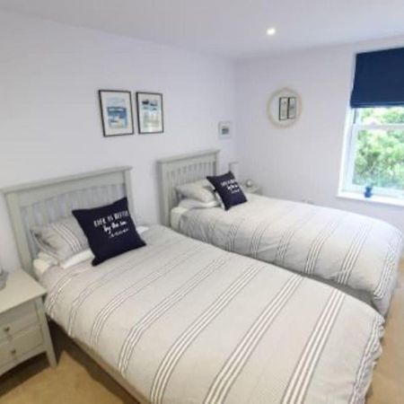 Middle Chine - 2 Bedroom Holiday Home Bournemouth Exteriér fotografie