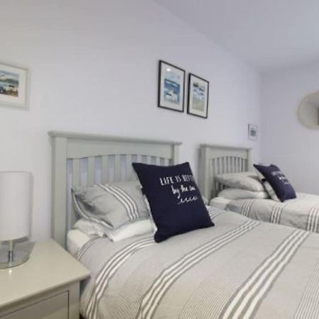 Middle Chine - 2 Bedroom Holiday Home Bournemouth Exteriér fotografie